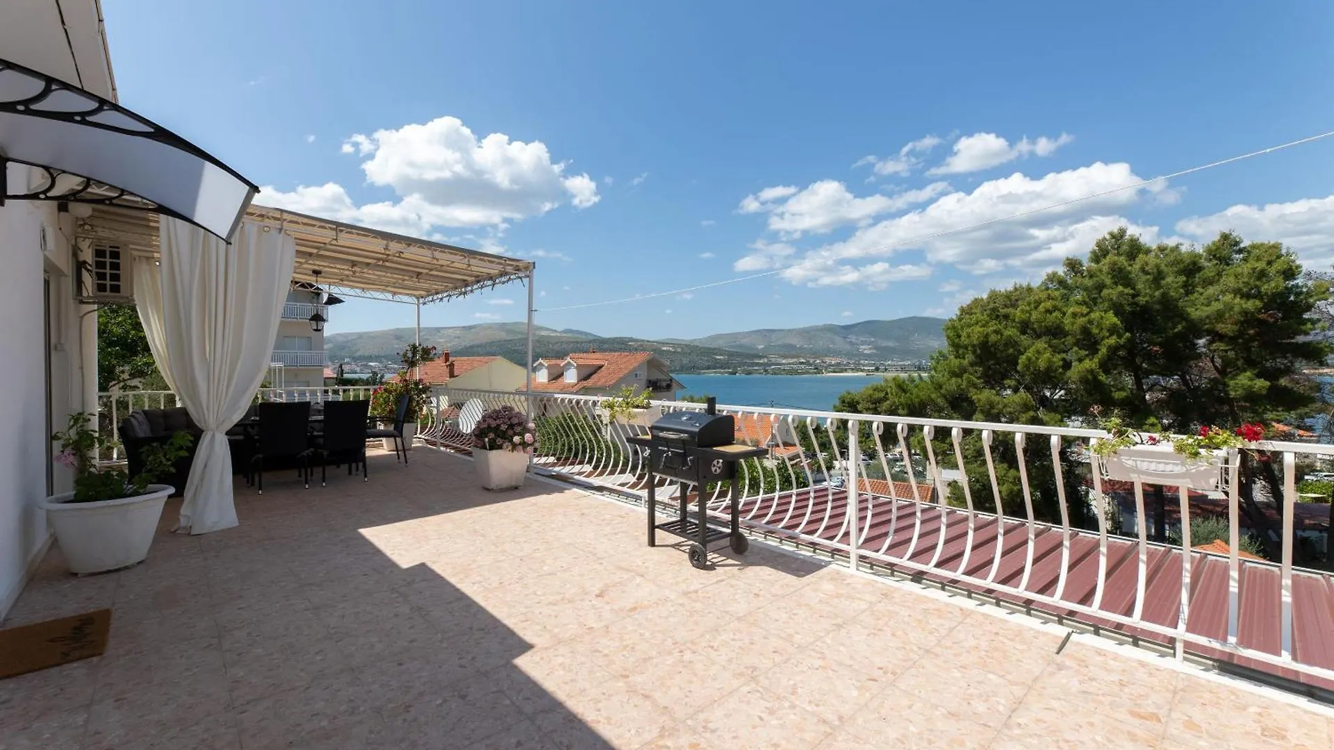 Apartment Adria Trogir